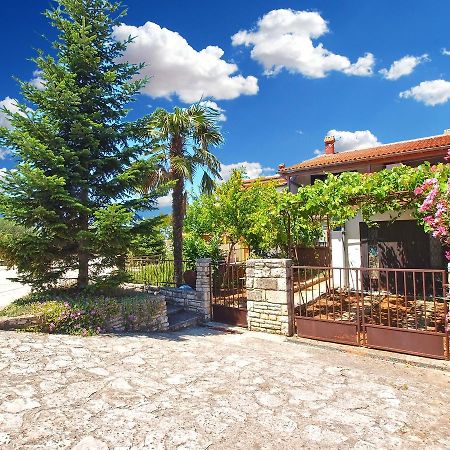 PUY Apartment Vanga 533 מראה חיצוני תמונה